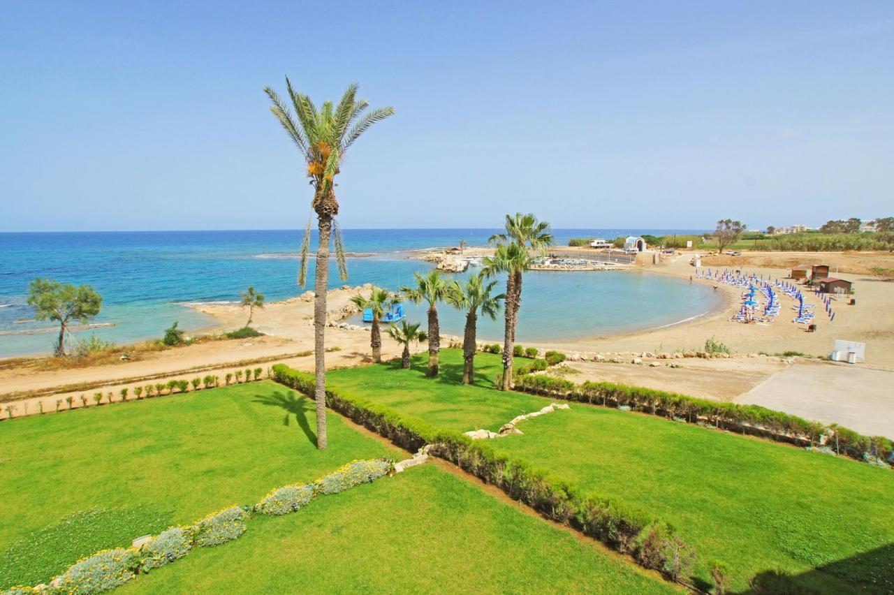 Villa Queen Alexandra Protaras Bagian luar foto