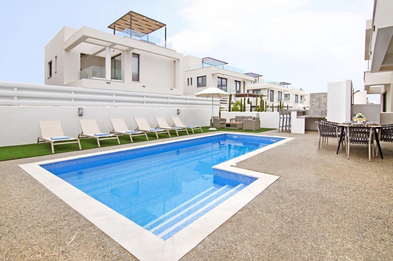 Villa Queen Alexandra Protaras Bagian luar foto
